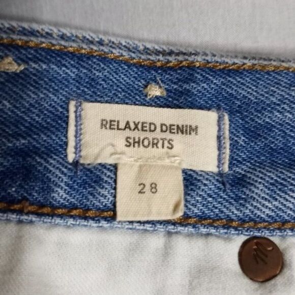 Madewell Denim Shorts Womens 28 Junior Relaxed Button Fly Distressed Casual Y2K - Picture 6 of 6